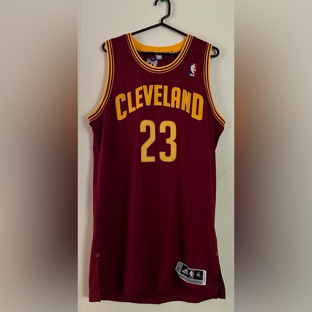 Adidas Lebron James Cleveland Cavaliers Authentic Jersey Size XL